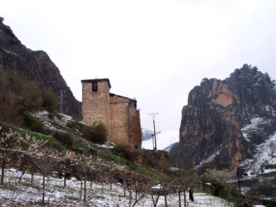 Iglesia del Barrio de Cuevas dedicada a San Pedro